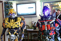 Оптимус Прайм и Бамблби