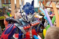 Праздник с трансформером